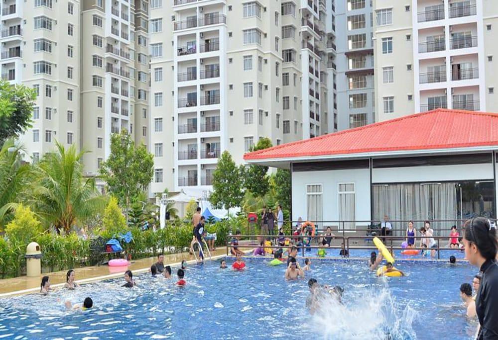 Bayou Lagoon Park Resort Malacca Екстериор снимка