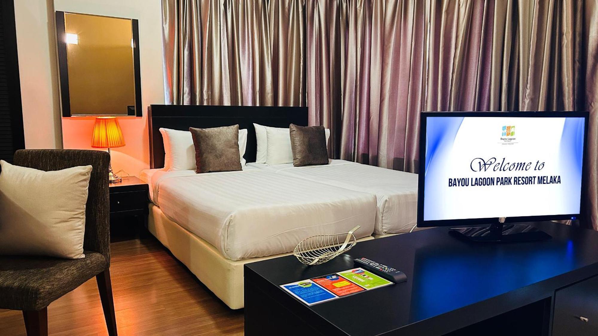 Bayou Lagoon Park Resort Malacca Екстериор снимка