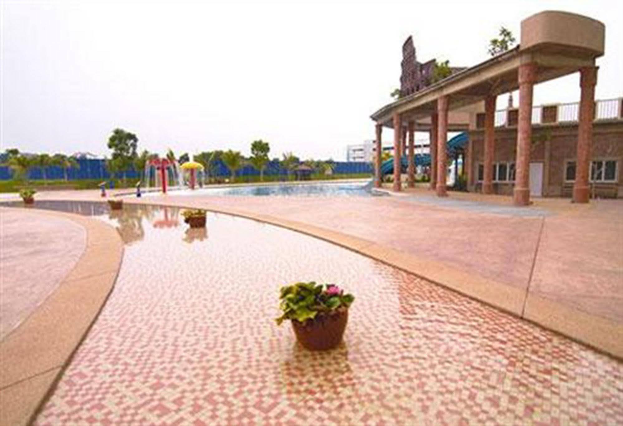 Bayou Lagoon Park Resort Malacca Екстериор снимка